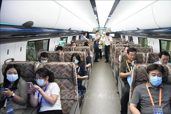 Trung Quốc dự kiến vận chuyển 860 triệu lượt hành khách trong đợt Hè 2024
