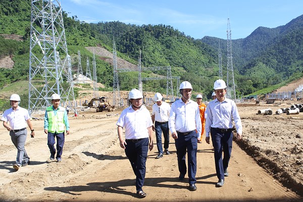 Sớm đóng điện dự án phục vụ nhập khẩu điện gió từ Lào vào tháng 8