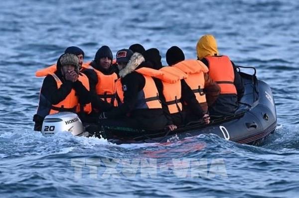 Hơn 100.000 người di cư sẽ được tị nạn tại Anh