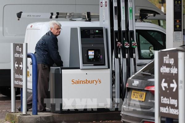 IMF cảnh báo những khó khăn của kinh tế Anh