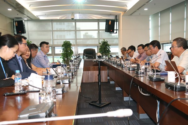 EVN làm việc với PSG về nhập khẩu điện từ Lào