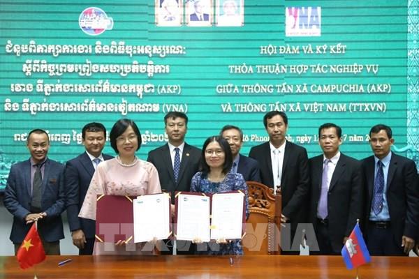 Thông tấn xã Việt Nam và Hãng thông tấn AKP của Campuchia ký thỏa thuận hợp tác giai đoạn mới