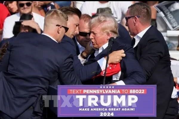 Tổng thống Joe Biden điện đàm với ứng cử viên D. Trump sau vụ nổ súng