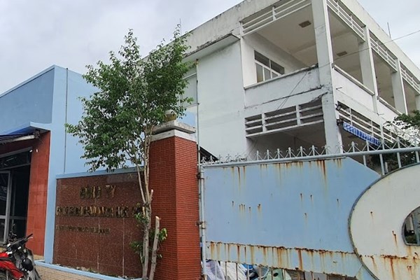 Hủy niêm yết bắt buộc cổ phiếu HTP, cảnh báo hủy niêm yết bắt buộc cổ phiếu SD6