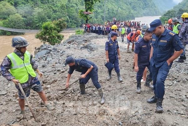 Chưa có thông tin về người Việt trong vụ lở đất ở Nepal