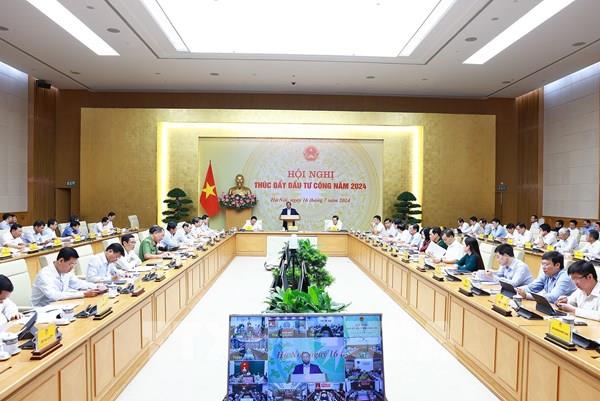 Thủ tướng: Thực hiện “5 quyết tâm”, “5 bảo đảm” trong giải ngân đầu tư công