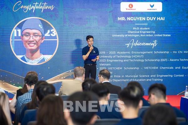 Nam sinh giành Học bổng Vingroup: Trở thành Thạc sĩ chỉ sau 6 tháng tốt nghiệp đại học