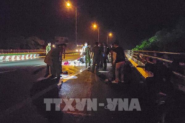 Điều tra vụ tai nạn trên cầu vượt IC3 Cần Thơ khiến ba người đi xe máy tử vong