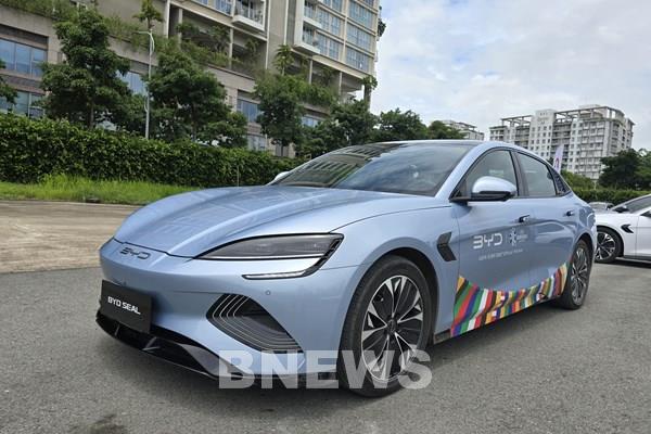 Trung Quốc: Cổ phiếu của công ty chế tạo xe điện BYD đạt mức kỷ lục