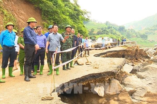 Yên Bái: Mưa lớn làm sạt lở 15 điểm trên Quốc lộ 32
