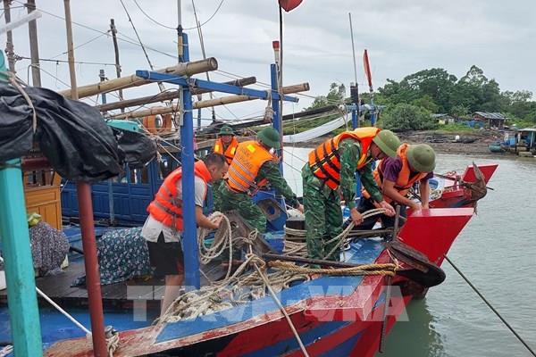 Một số biện pháp phòng tránh bão, lũ đối với người dân