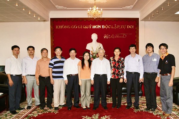 Tổng Bí thư Nguyễn Phú Trọng – Người thầy gần gũi và sâu sắc của những người làm báo