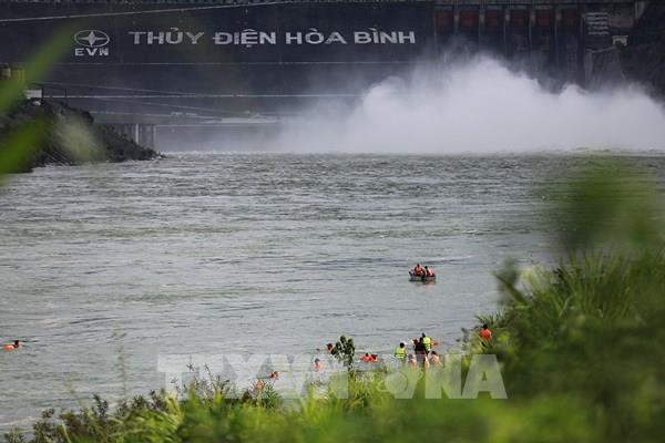 Đảm bảo an toàn khi hồ thủy điện Hòa Bình mở cửa xả đáy thứ 4