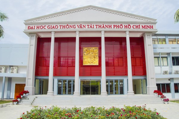 Điểm sàn xét tuyển Trường Đại học Giao thông vận tải TPHCM 2024
