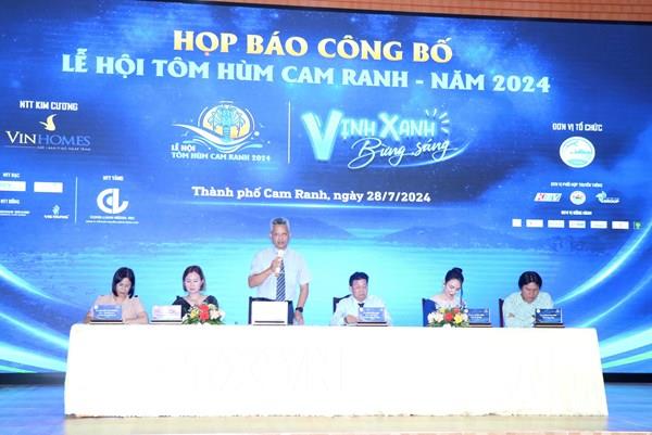 Lần đầu tiên tổ chức lễ hội tôm hùm ở Cam Ranh