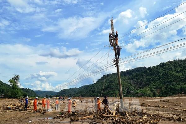 Điện Biên cấp điện trở lại cho 1.000 hộ dân ở vùng lũ Mường Pồn