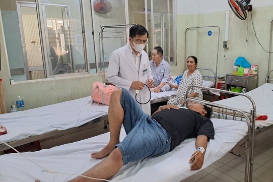 Bình Thuận thông tin vụ 48 du khách nghi ngộ độc thực phẩm tại Phan Thiết