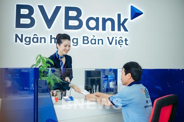 Ngân hàng lì xì đầu xuân, khách hàng gửi tiết kiệm hưởng lợi kép