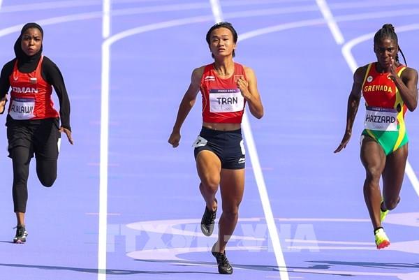 Olympic Paris 2024: Trần Thị Nhi Yến về nhất vòng sơ loại chạy 100m
