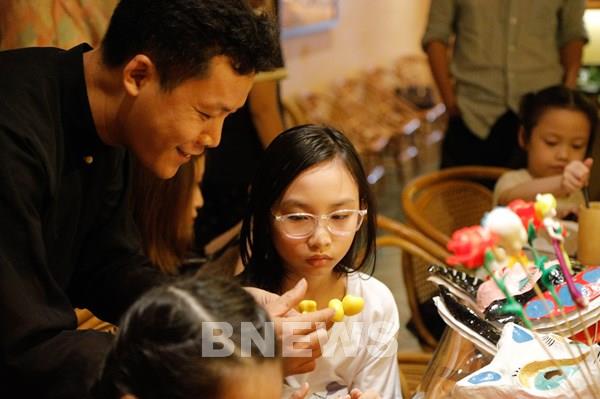 Người thổi hồn vào tò he