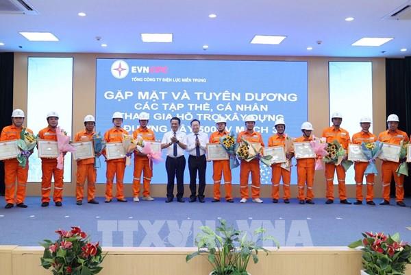 Vinh danh 47 tập thể, cá nhân xuất sắc thi công đường dây 500kV mạch 3