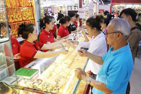 Giá vàng chiều 7/11 tiếp đà lao dốc