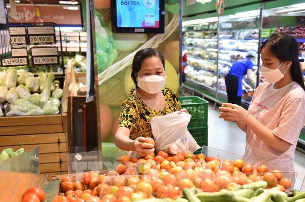 Tp. Hồ Chí Minh kích cầu tiêu dùng nhóm ngành hàng thiết yếu, mùa vụ