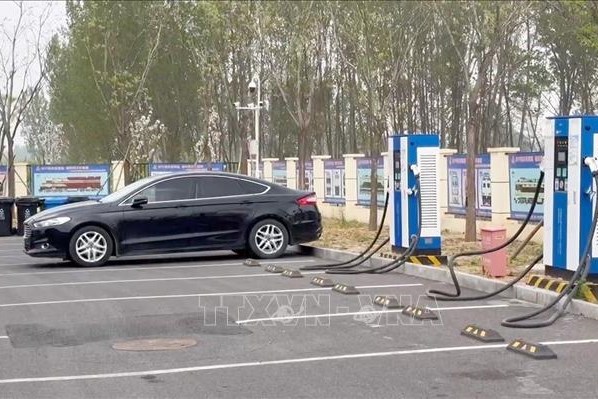 Trung Quốc xây dựng hệ thống trạm sạc ô tô trên khắp cả nước