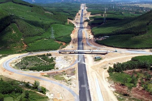 Đẩy nhanh tiến độ 8 dự án trạm dừng nghỉ trên tuyến cao tốc Bắc - Nam phía Đông