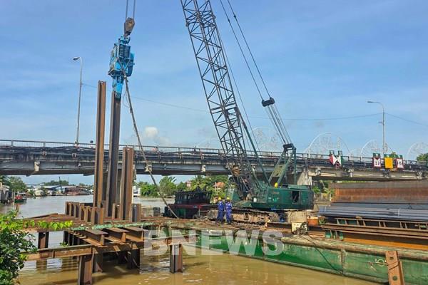 Dự án nâng tĩnh không cầu ở Cần Thơ chậm tiến độ vì vướng mặt bằng
