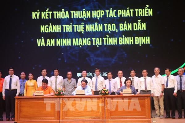 Xây dựng, phát triển ngành trí tuệ nhân tạo, bán dẫn và an ninh mạng tại Bình Định