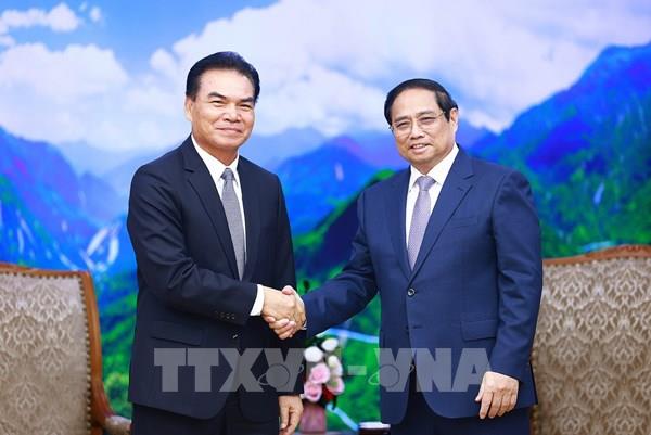 Thủ tướng Phạm Minh Chính tiếp Bộ trưởng Bộ Kế hoạch và Đầu tư Lào