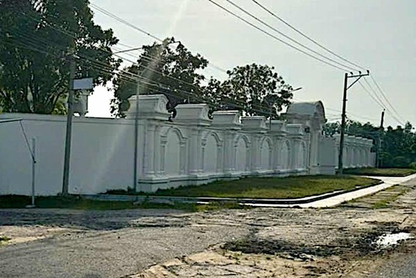 Bình Thuận yêu cầu tháo dỡ biệt thự hàng nghìn m2 xây dựng trái phép