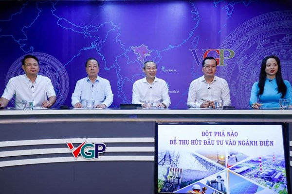 Xóa bỏ rào cản thủ tục hành chính, tạo đột phá thu hút đầu tư vào ngành điện