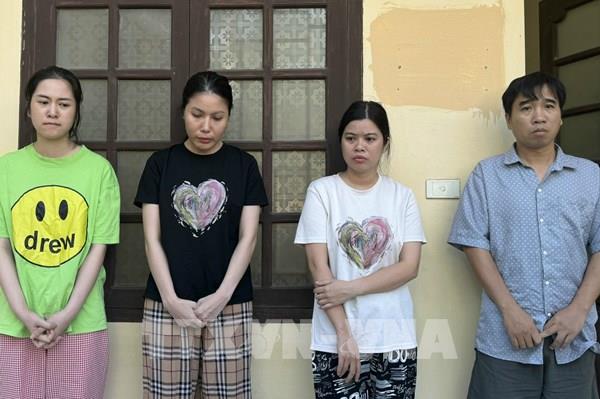 Bắt tạm giam 4 đối tượng thuê ô tô tự lái rồi làm giả giấy tờ mang đi bán 