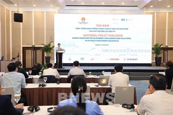 Cơ chế nào thu hút tư nhân tham gia vào chuyển đổi giao thông xanh?