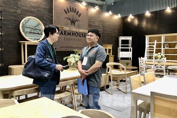 Khai mạc Hội chợ quốc tế đồ gỗ và mỹ nghệ xuất khẩu Việt Nam ASEAN lần thứ 2