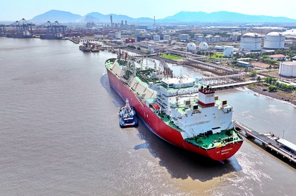 PV GAS cấp khí LNG cho khách hàng công nghiệp trên toàn quốc từ tháng 9