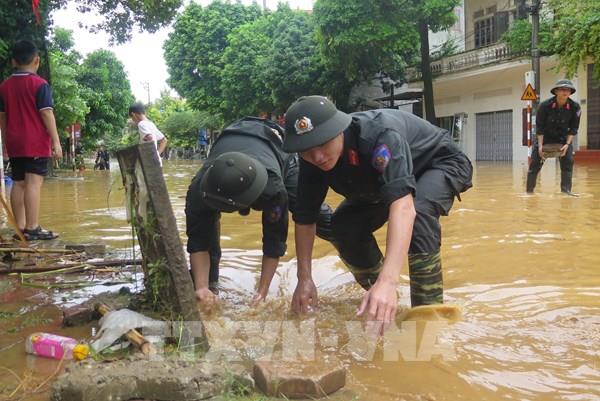 Mưa lớn gây ngập úng cục bộ và thiệt hại tại Lào Cai