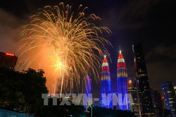 Rực rỡ màu sắc mừng Quốc khánh Malaysia