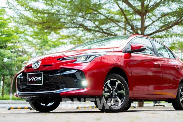 Vios và Yaris Cross tiếp tục dẫn đầu doanh số của Toyota Việt Nam