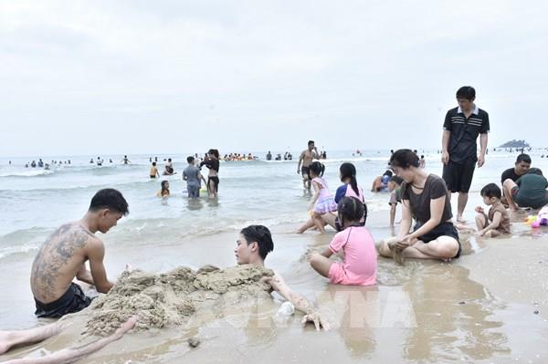 Ngành du lịch đón lượng khách lớn dịp Tết Độc lập