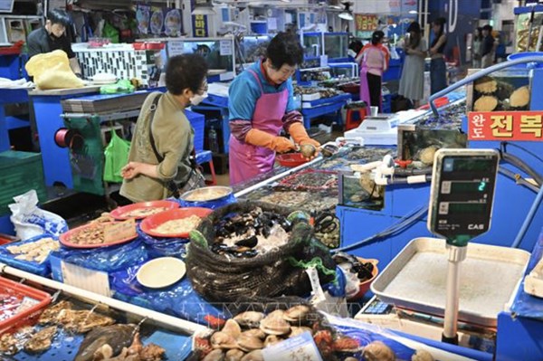Tín hiệu đáng báo động cho kinh tế Hàn Quốc