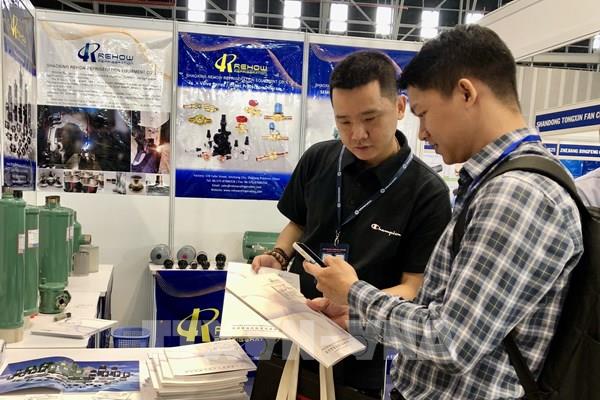 Giới thiệu hàng nghìn thiết bị, dịch vụ và công nghệ hiện đại nhất đến với cộng đồng