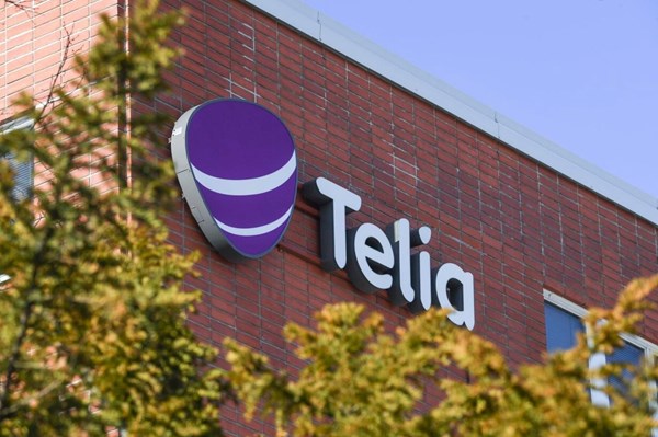 Công ty viễn thông lớn của Thụy Điển cắt giảm 3.000 việc làm