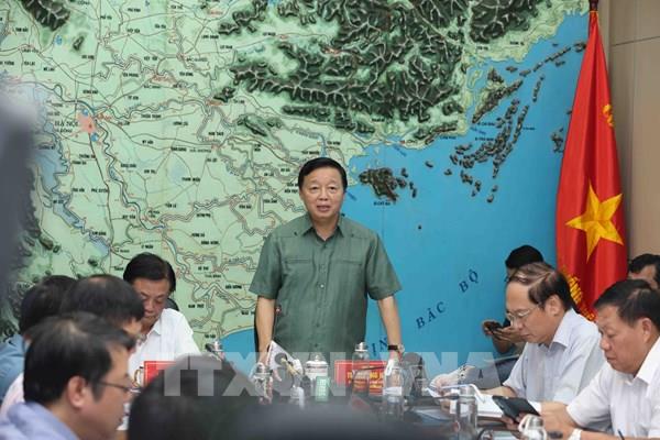 Phó Thủ tướng Trần Hồng Hà: Quy trách nhiệm cho cán bộ phòng, chống bão nếu người dân còn ở lại khu vực trọng yếu