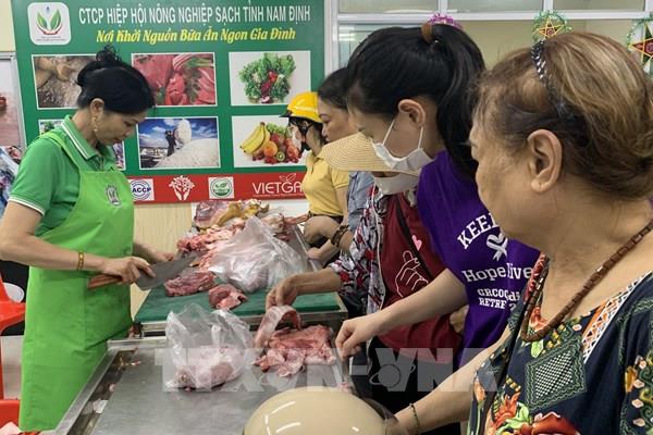 Ứng phó với bão số 3: Tăng nguồn cung hàng hóa phục vụ người dân