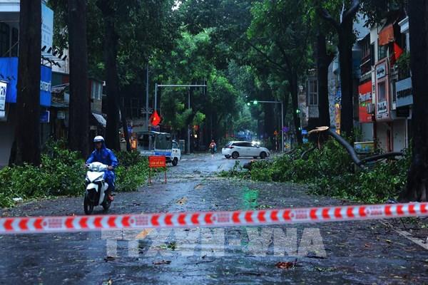 Hà Nội tiếp tục di dời các hộ dân ra khỏi khu tập thể nguy hiểm cấp D