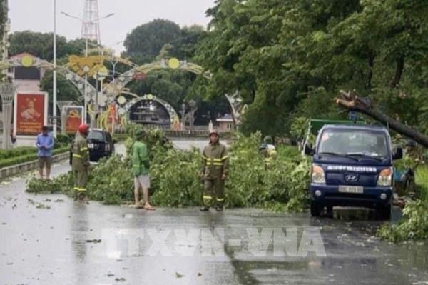 Khắc phục ảnh hưởng bão số 3: Đảm bảo giao thông thông suốt