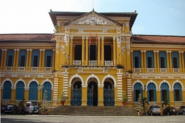 Vụ án Trương Mỹ Lan và đồng phạm: Xét xử vắng mặt không ảnh hưởng đến quyền, lợi ích của các bên